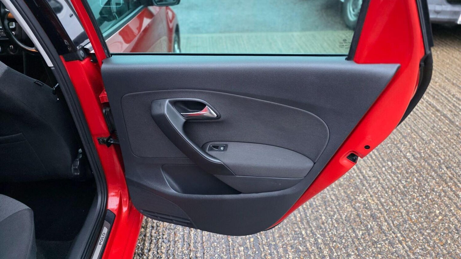 Used Volkswagen Polo 2010 for sale - 77516076: Photo 23