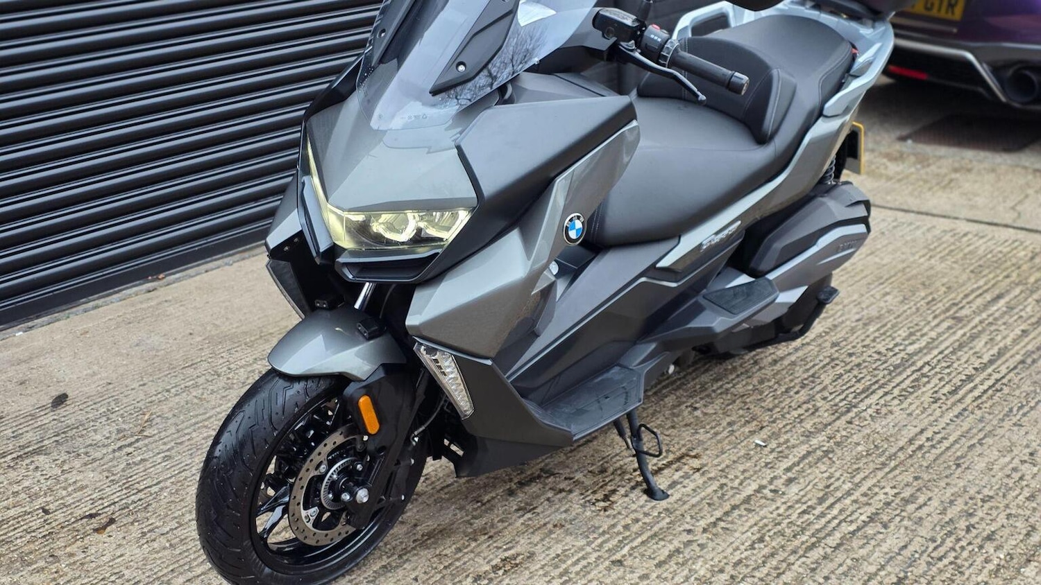 BMW C400