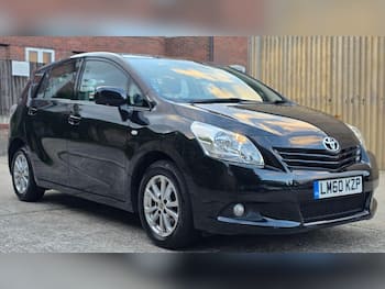Used Toyota Verso 2010 for sale - 79731905: Photo