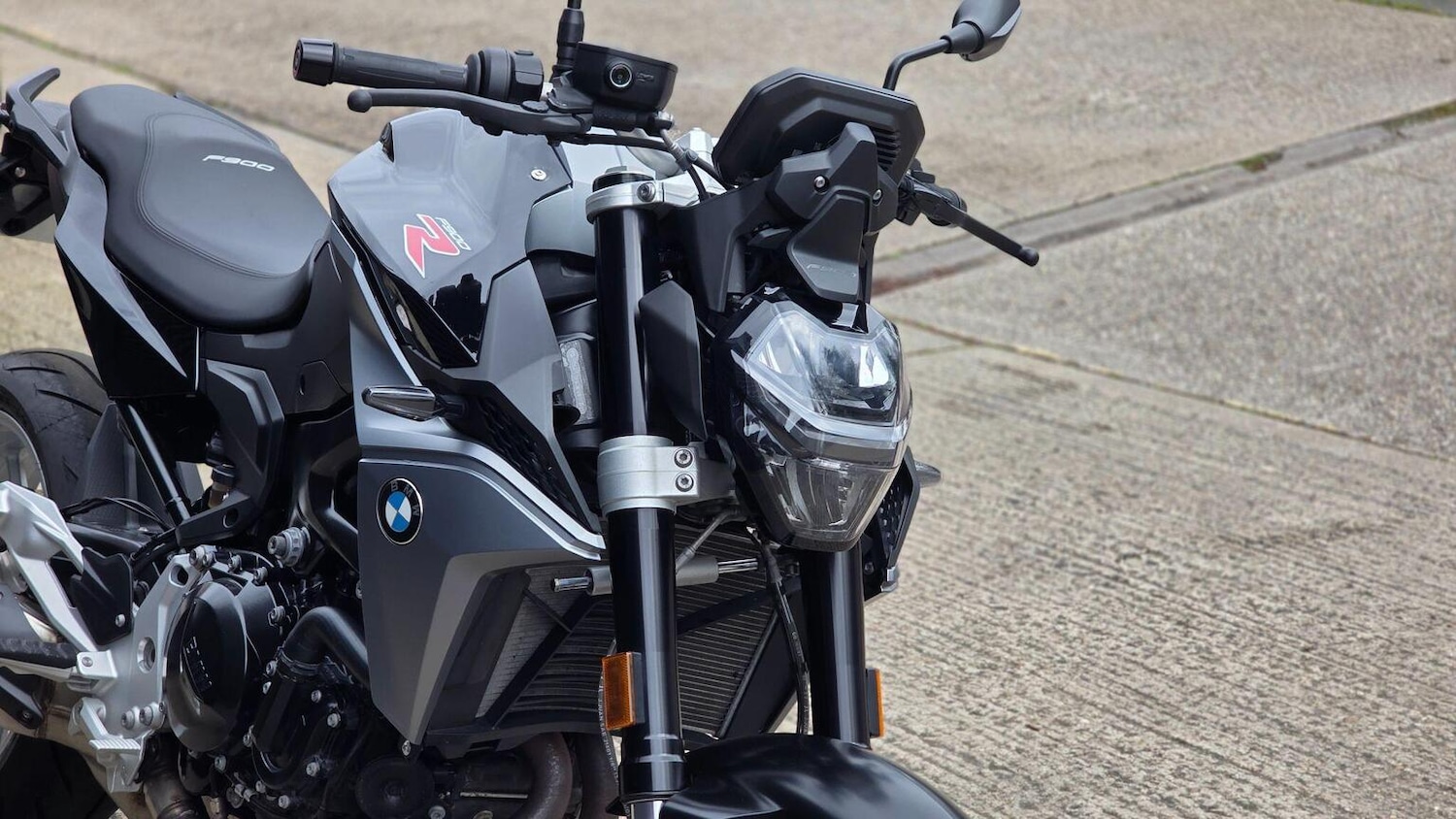 BMW F 900 R