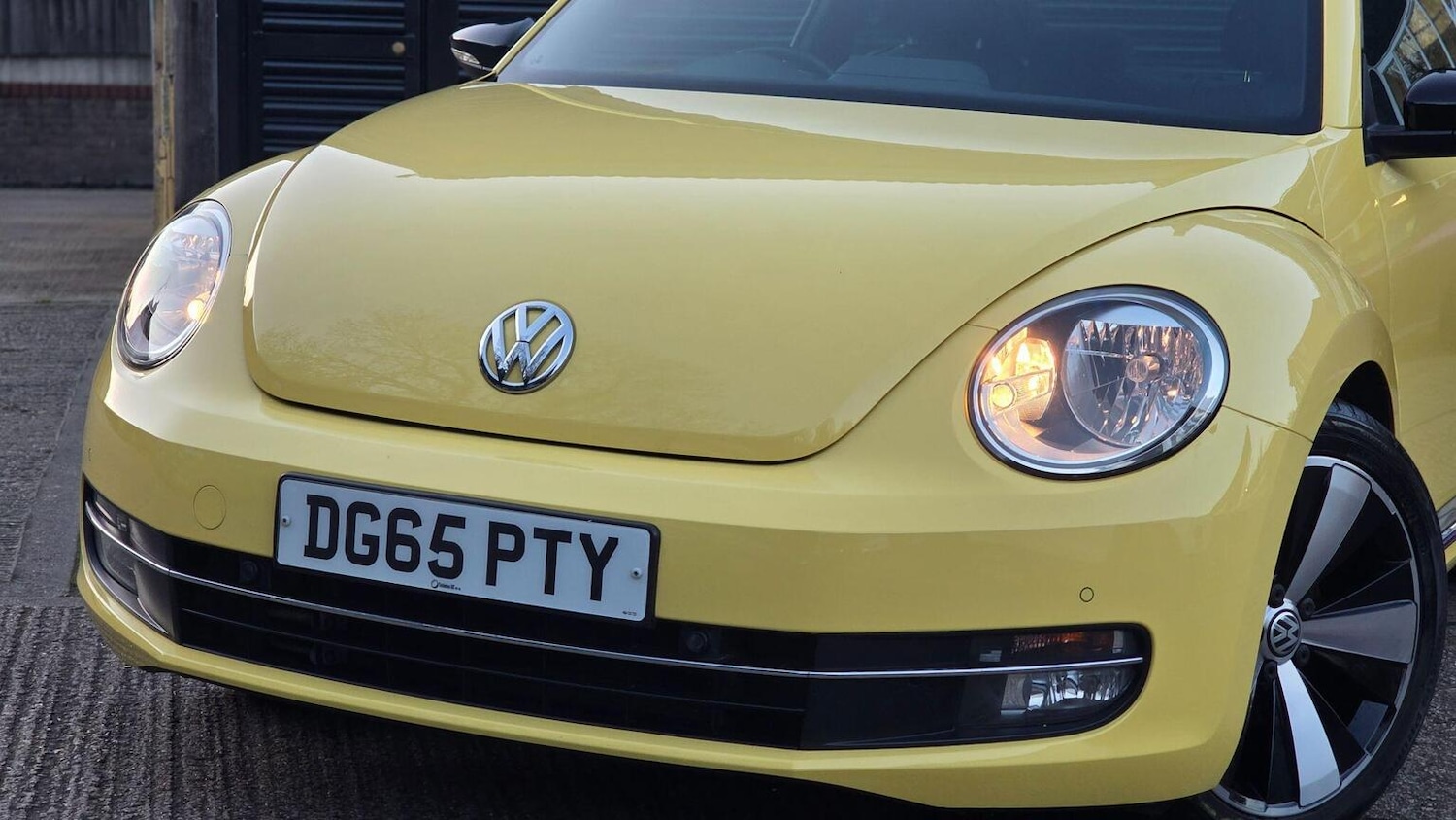 Used Volkswagen Beetle 2015 for sale - 77968665: Photo 65