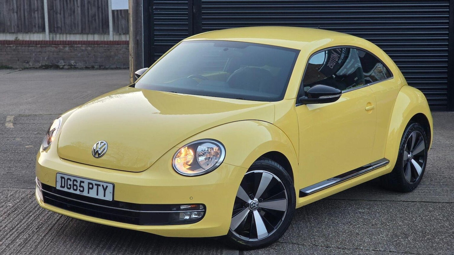 Used Volkswagen Beetle 2015 for sale - 77968665: Photo 67