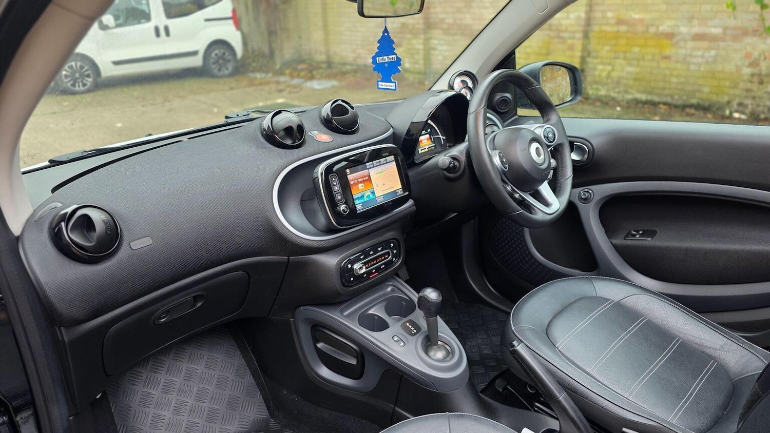 Used smart fortwo 2016 for sale - 76611398: Photo 13