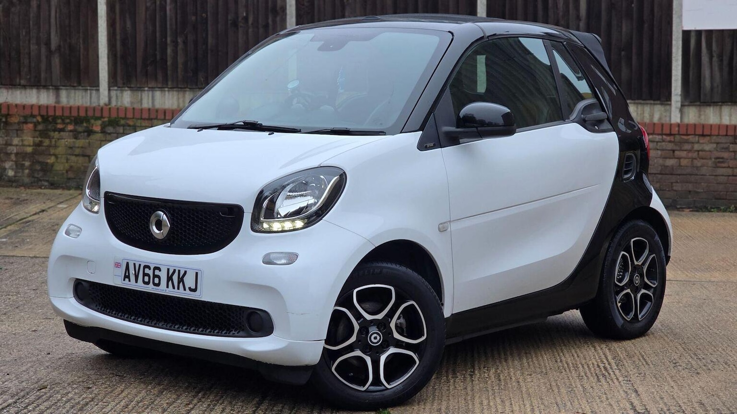 Used smart fortwo 2016 for sale - 76611398: Photo 56