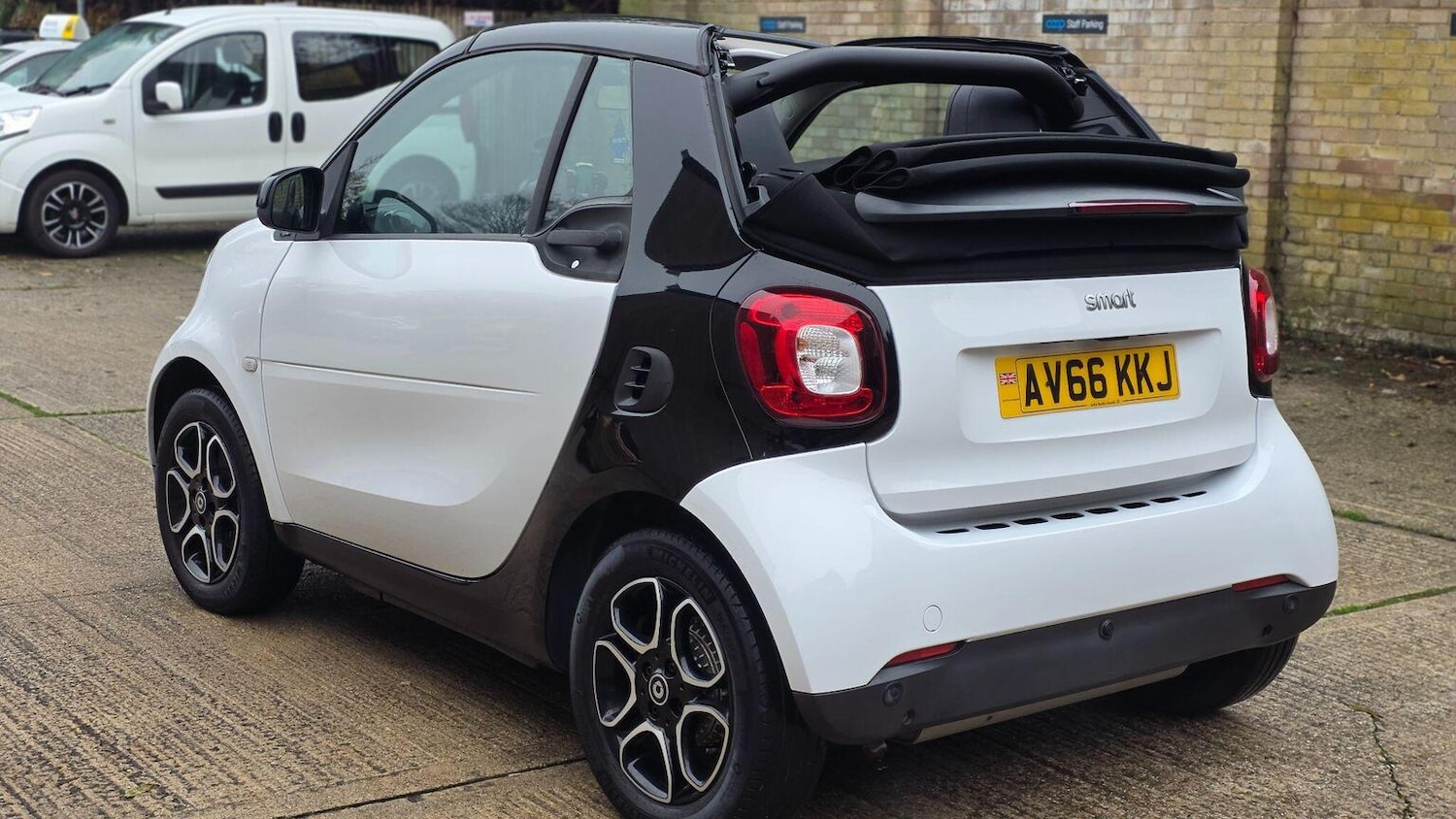 Used smart fortwo 2016 for sale - 76611398: Photo 9