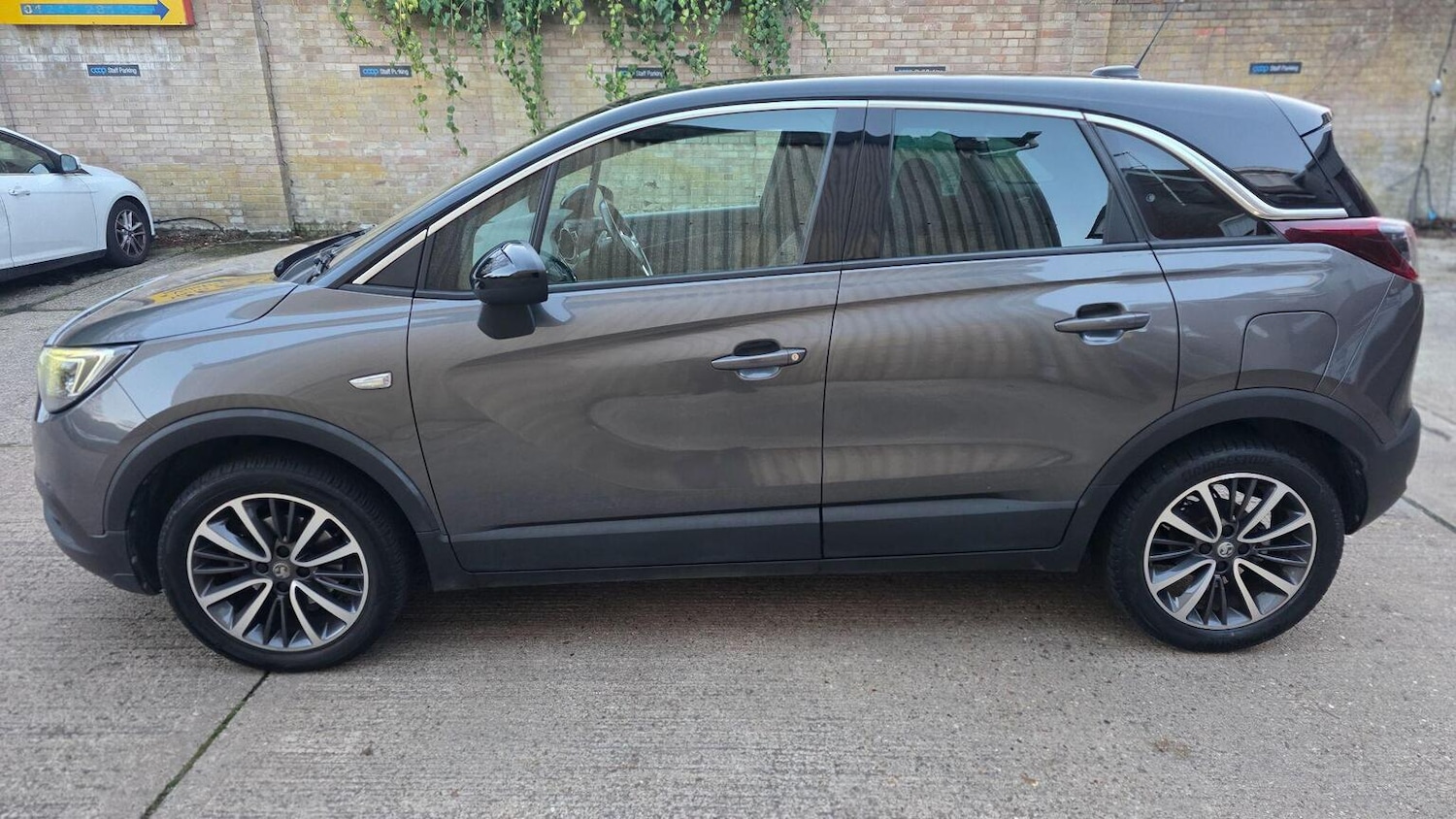 Used Vauxhall Crossland X 2020 for sale - 77318311: Photo 8