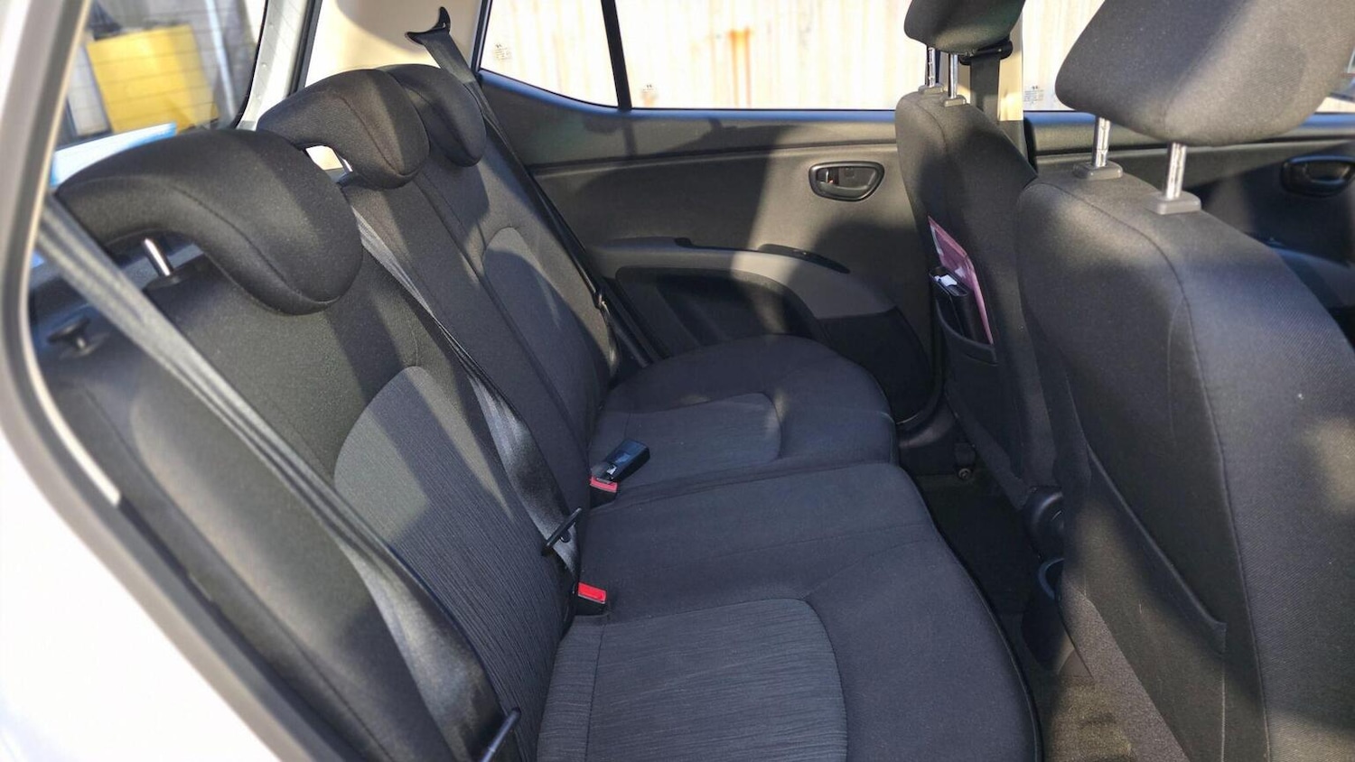 Used Hyundai i10 2013 for sale - 77240295: Photo 14