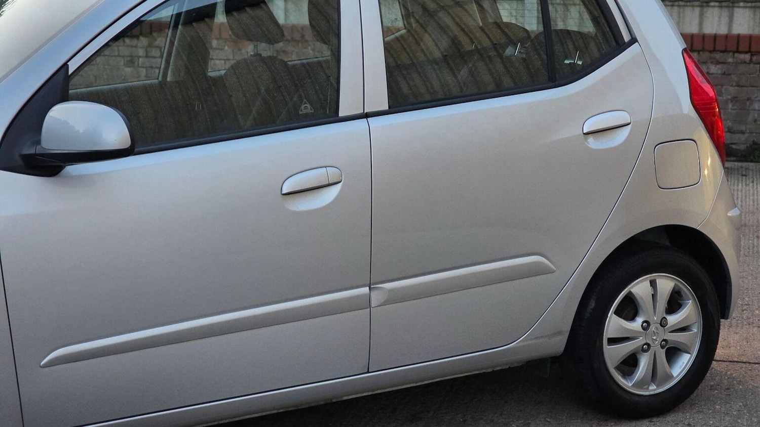 Used Hyundai i10 2013 for sale - 77240295: Photo 48