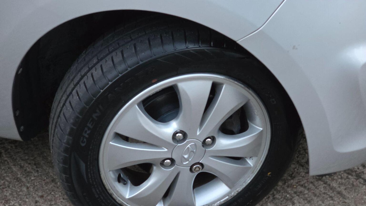 Used Hyundai i10 2013 for sale - 77240295: Photo 56