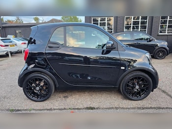 Used smart fortwo 2016 for sale - 75931571: Photo