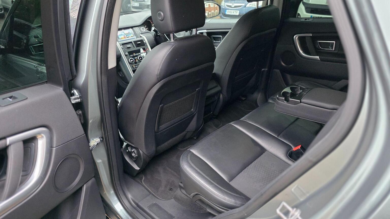 Used Land Rover Discovery Sport 2017 for sale - 77701063: Photo 12