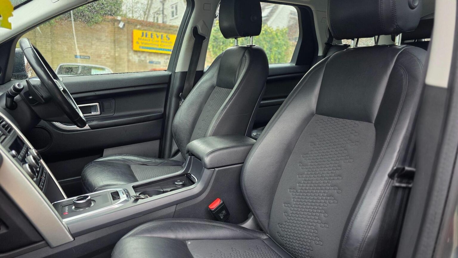 Used Land Rover Discovery Sport 2017 for sale - 77701063: Photo 22