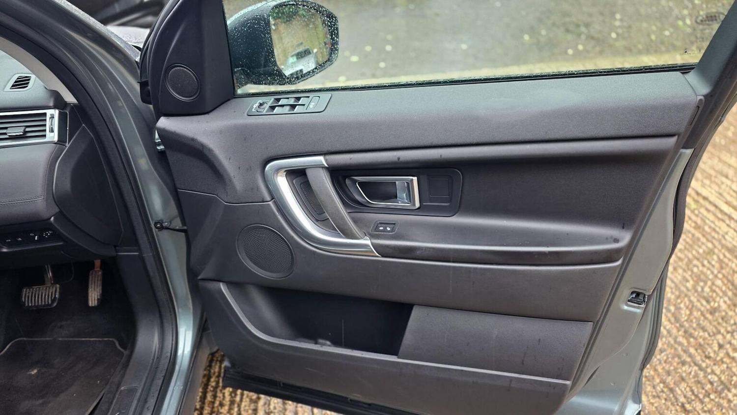 Used Land Rover Discovery Sport 2017 for sale - 77701063: Photo 39