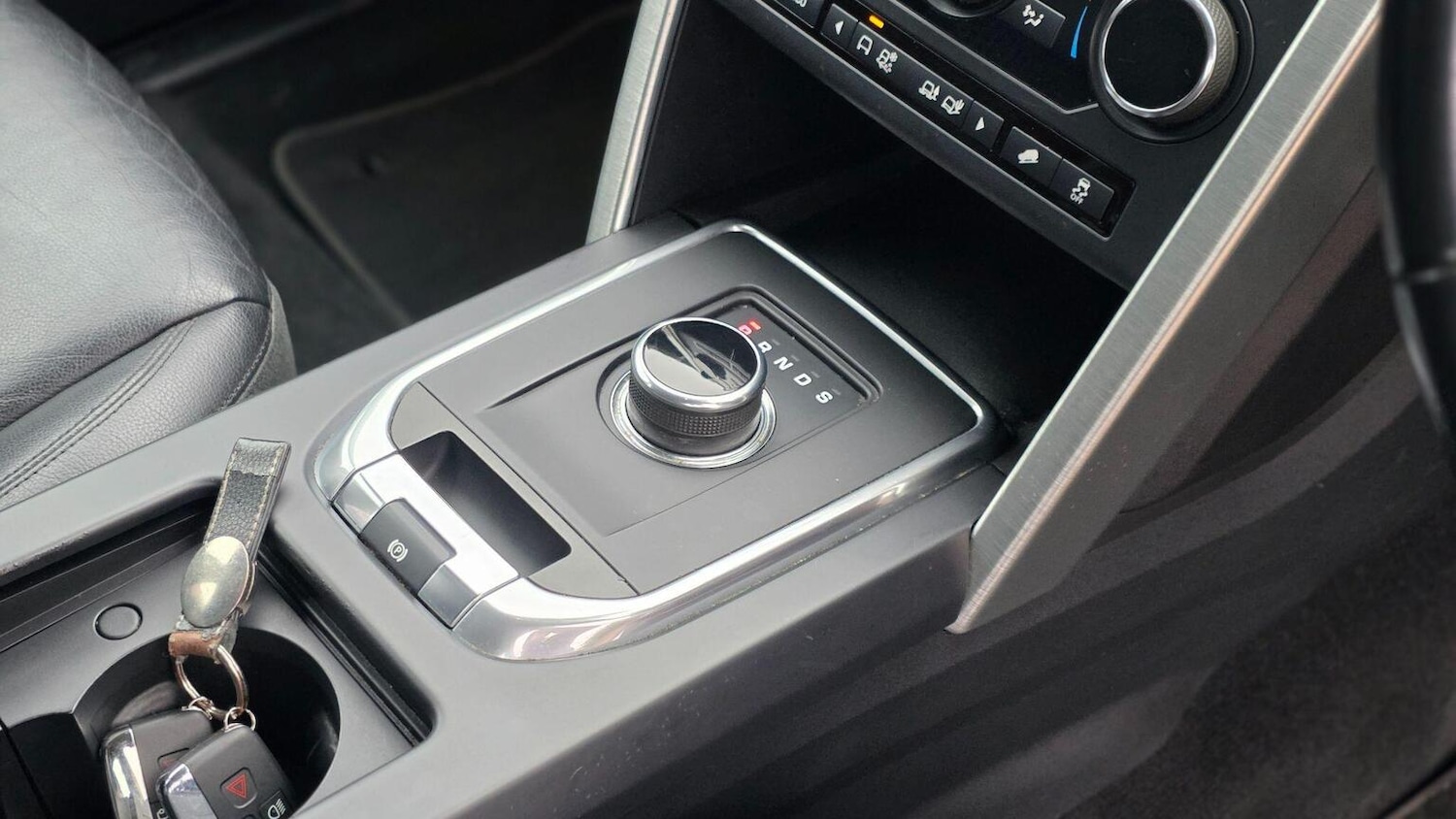 Used Land Rover Discovery Sport 2017 for sale - 77701063: Photo 44