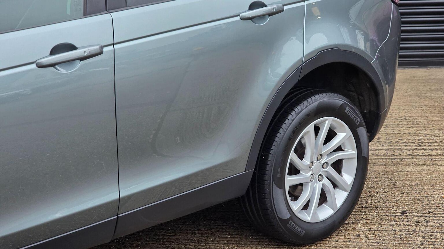 Used Land Rover Discovery Sport 2017 for sale - 77701063: Photo 63