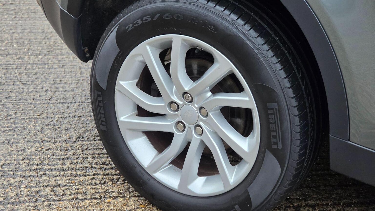 Used Land Rover Discovery Sport 2017 for sale - 77701063: Photo 75