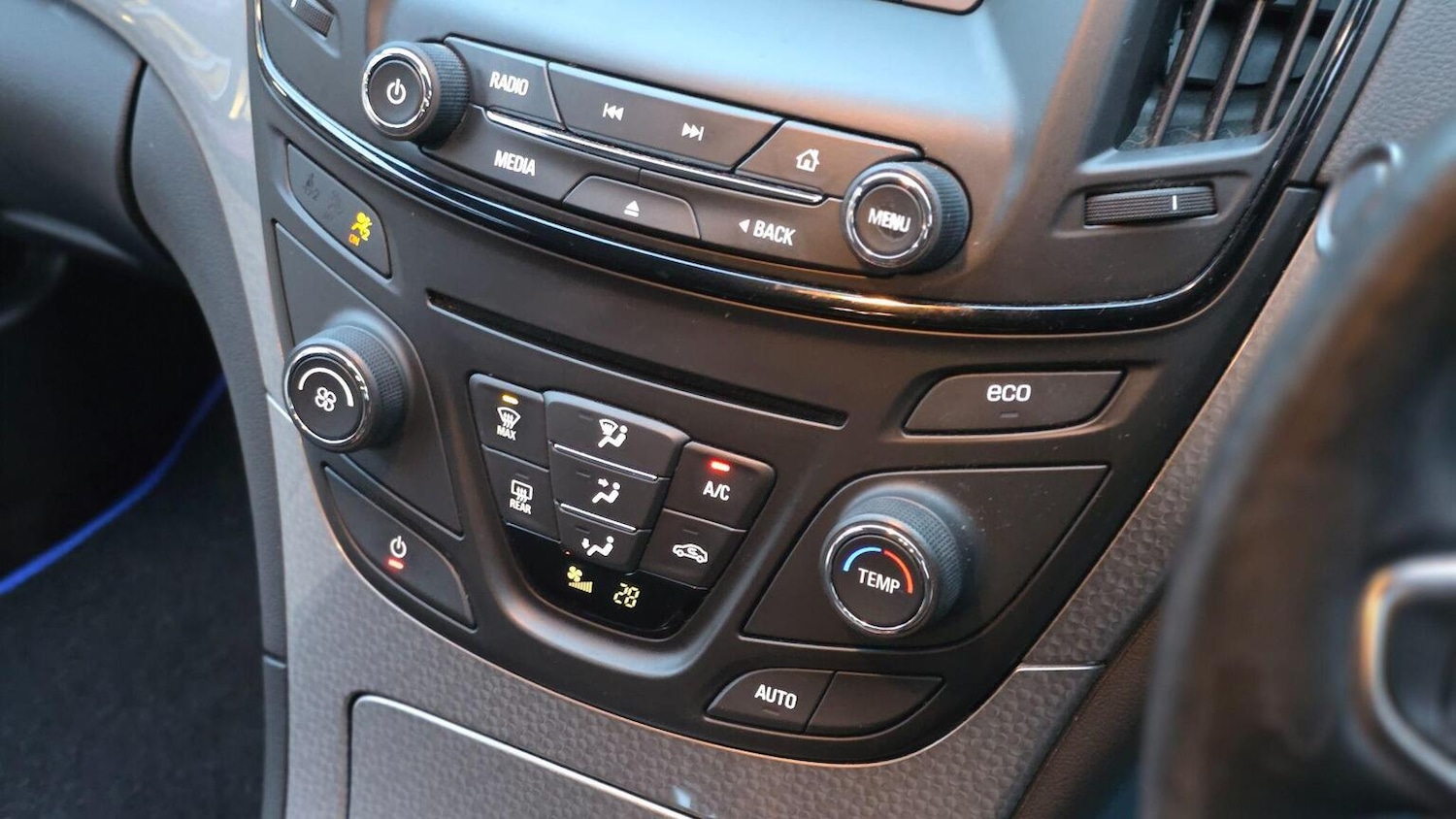 Used Vauxhall Insignia 2016 for sale - 77516107: Photo 19