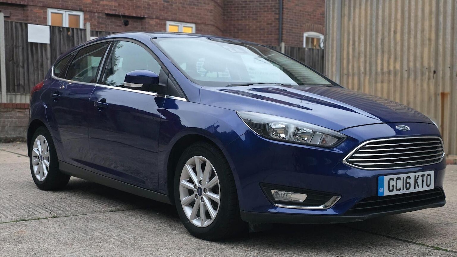 Used Ford Focus 2016 for sale - 76093669: Photo 4