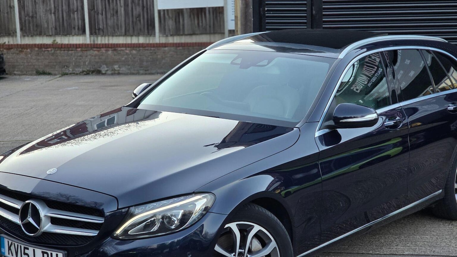 Used Mercedes-Benz C Class 2015 for sale - 78176092: Photo 11