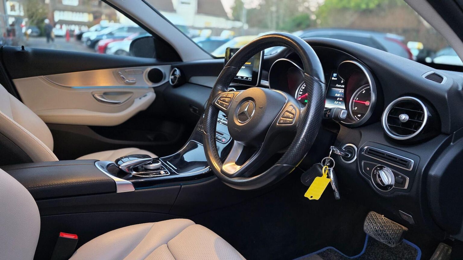 Used Mercedes-Benz C Class 2015 for sale - 78176092: Photo 24