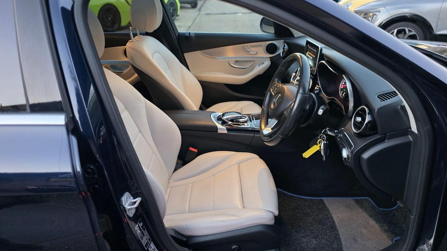 Used Mercedes-Benz C Class 2015 for sale - 78176092: Photo 27