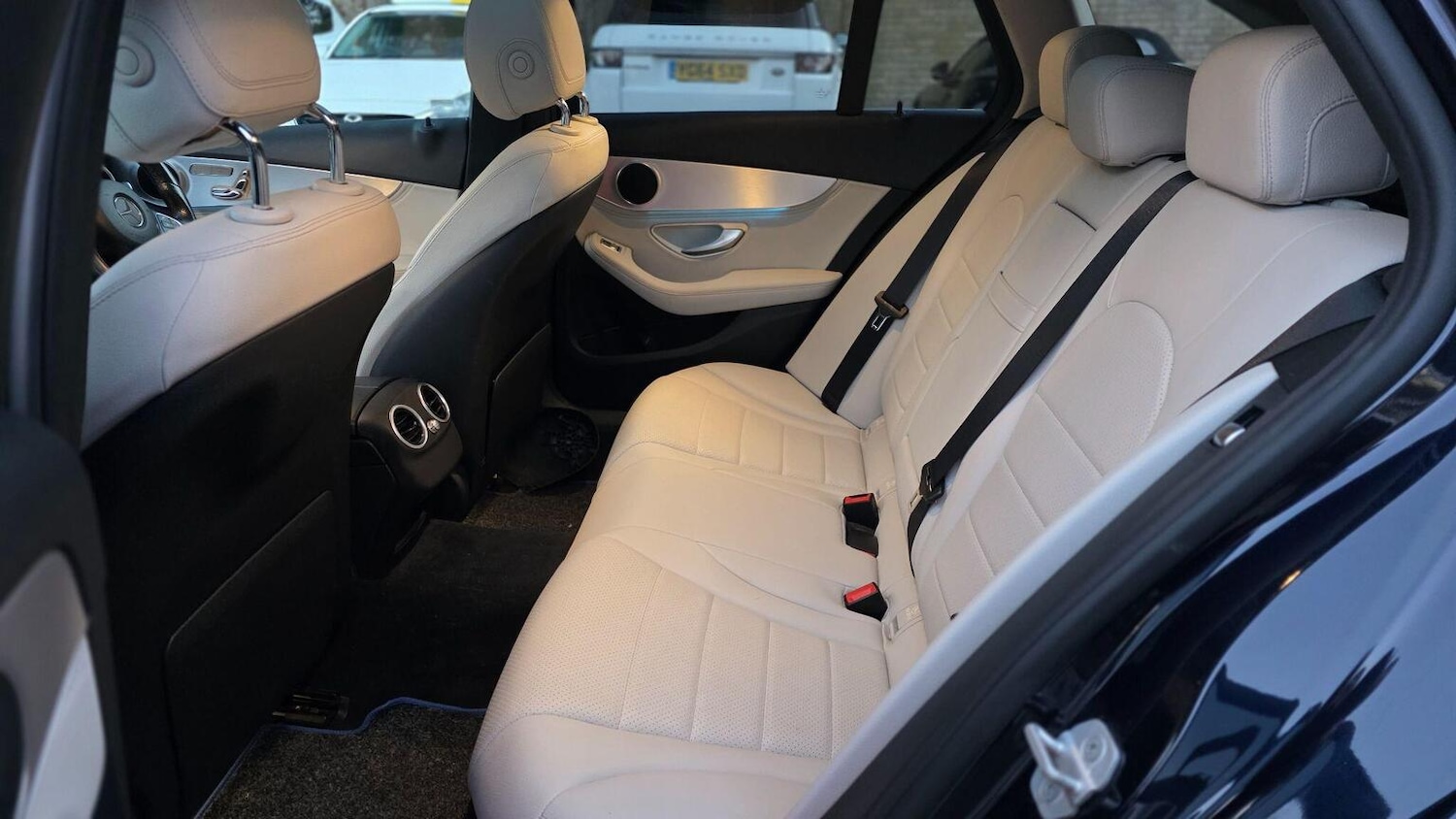 Used Mercedes-Benz C Class 2015 for sale - 78176092: Photo 28