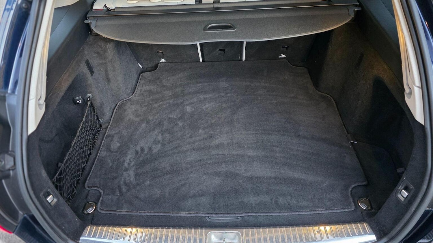 Used Mercedes-Benz C Class 2015 for sale - 78176092: Photo 63