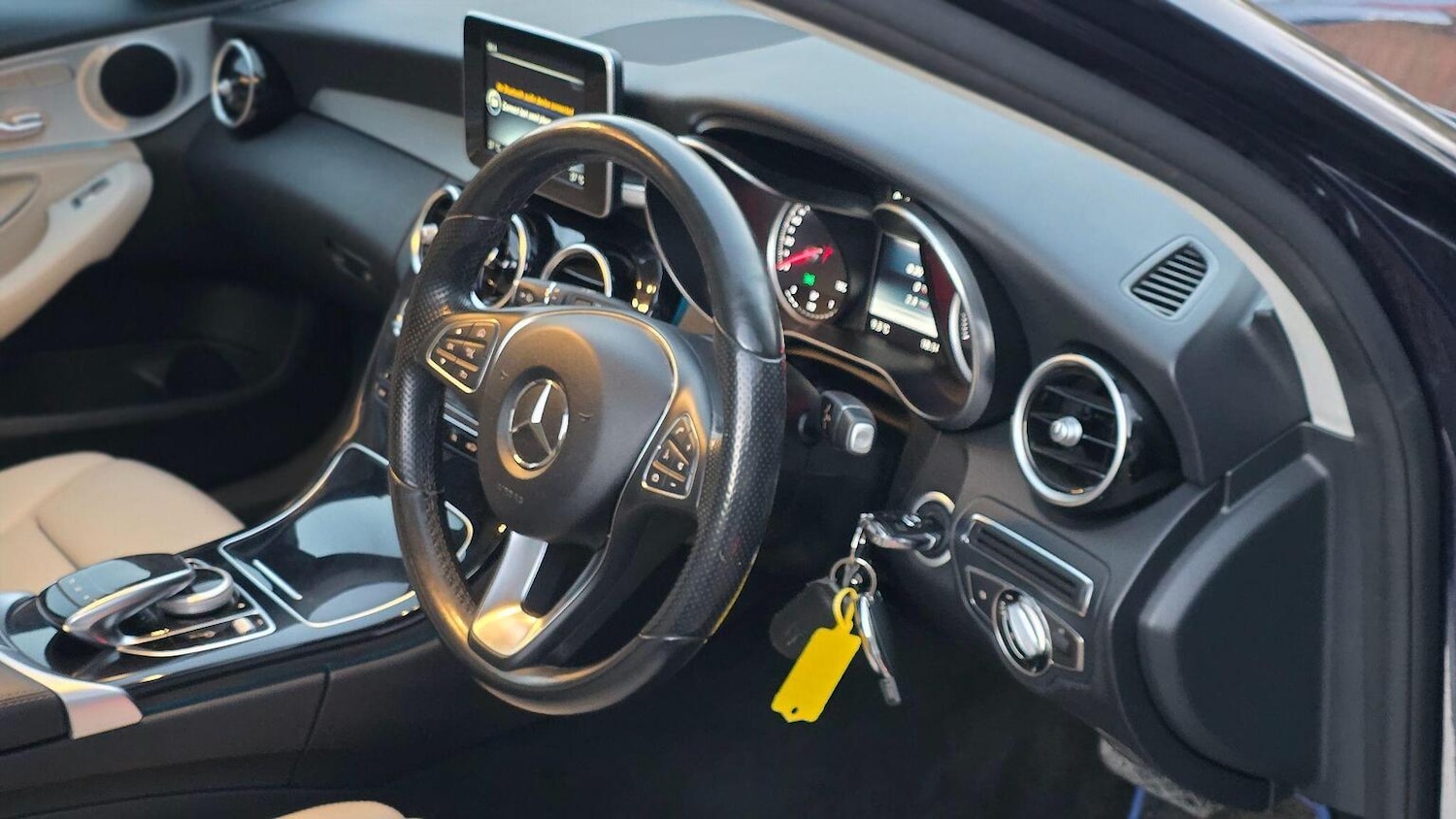 Used Mercedes-Benz C Class 2015 for sale - 78176092: Photo 72