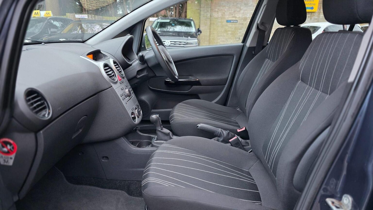 Used Vauxhall Corsa 2010 for sale - 77555117: Photo 11