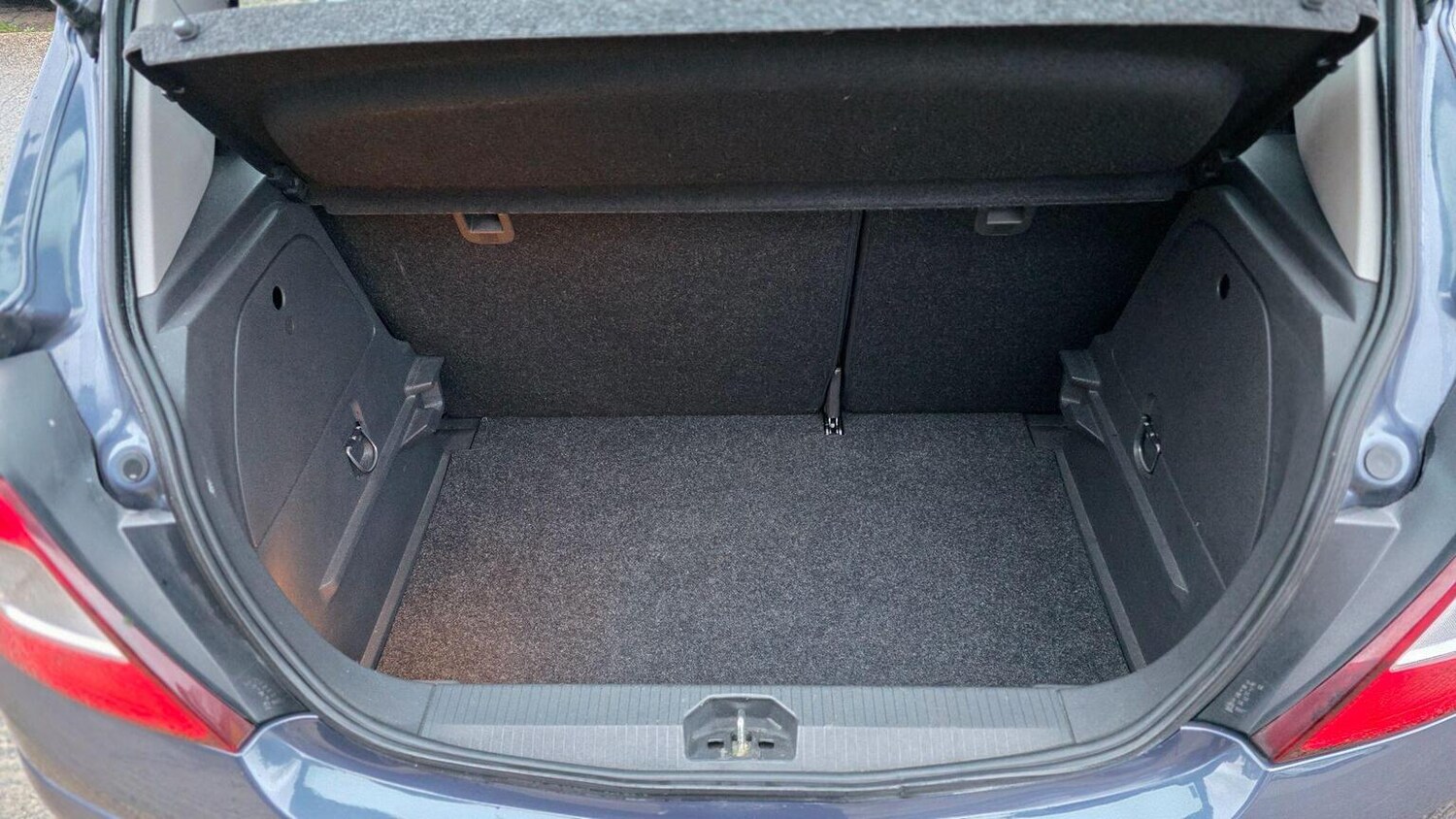 Used Vauxhall Corsa 2010 for sale - 77555117: Photo 16