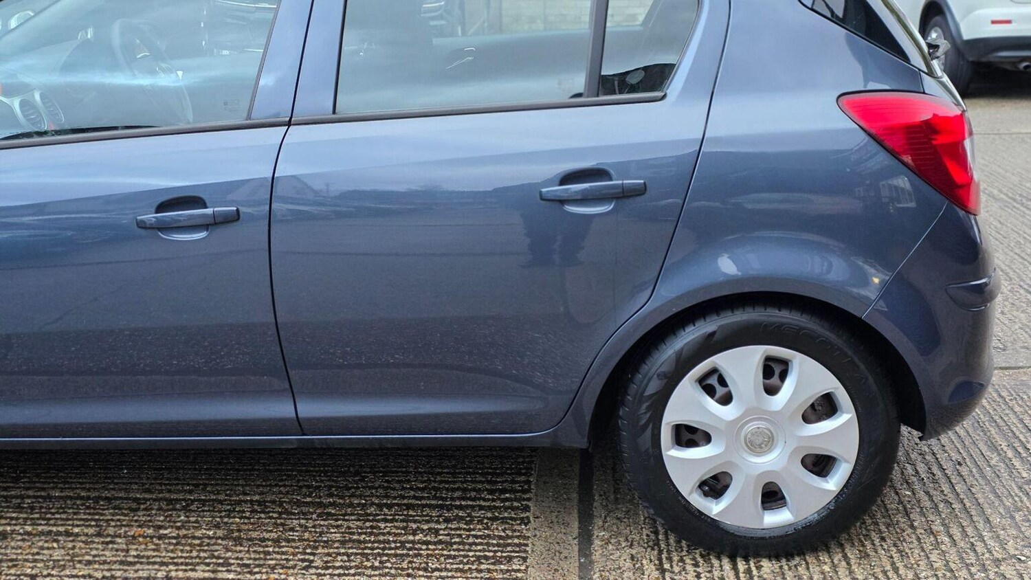 Used Vauxhall Corsa 2010 for sale - 77555117: Photo 42