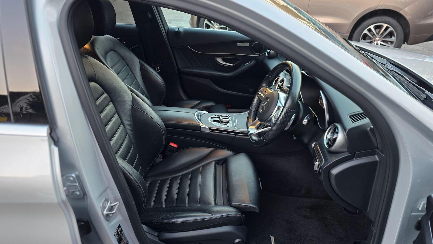 Used Mercedes-Benz C Class 2020 for sale - 77179746: Photo 11