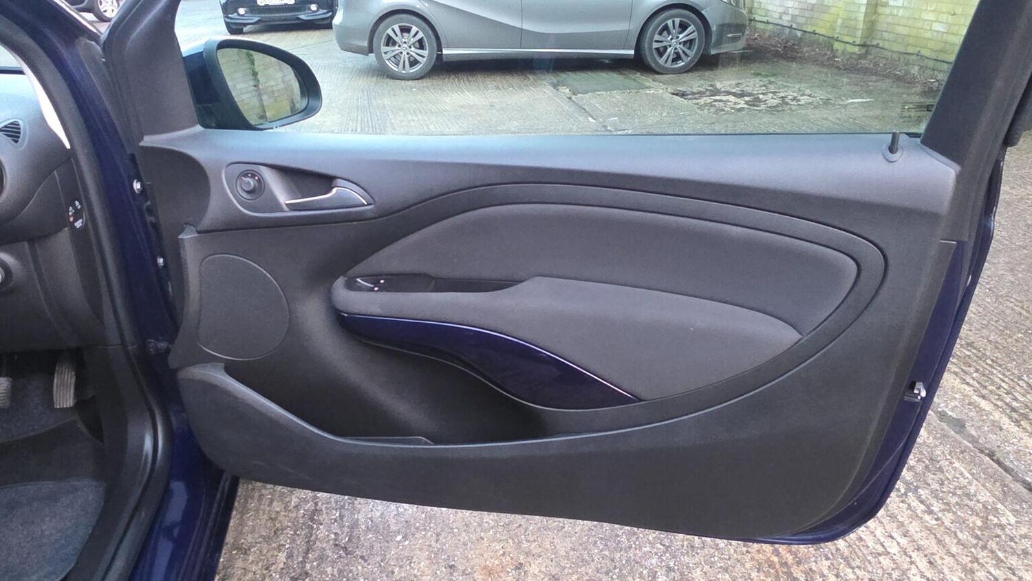 Used Vauxhall ADAM 2017 for sale - 77830099: Photo 23