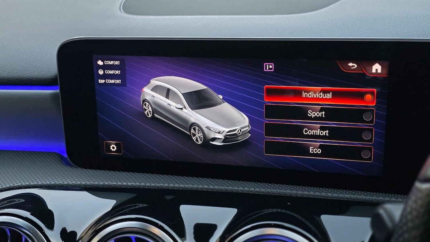 Used Mercedes-Benz A-Class 2020 for sale - 76692824: Photo 21