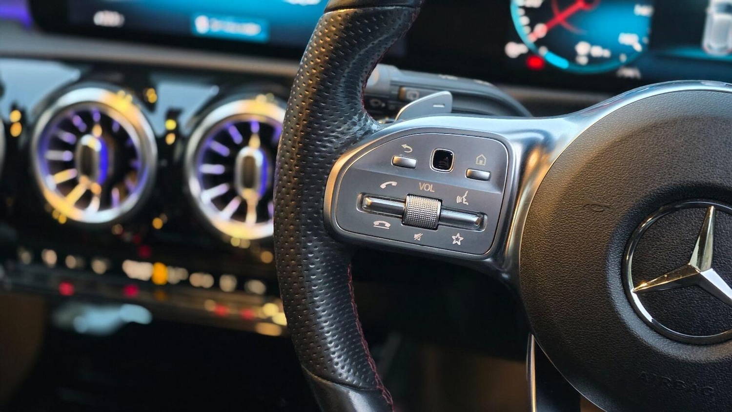 Used Mercedes-Benz A-Class 2020 for sale - 76692824: Photo 40