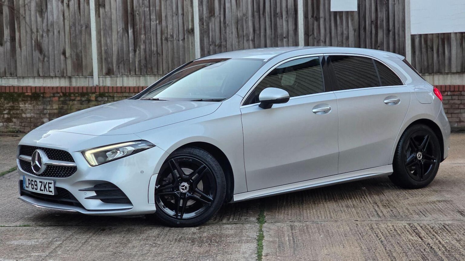 Used Mercedes-Benz A-Class 2020 for sale - 76692824: Photo 76