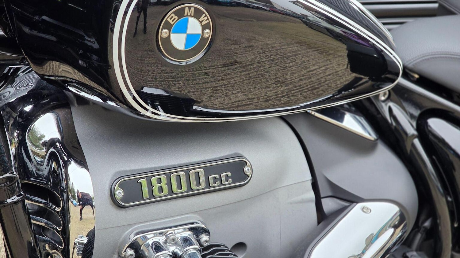 BMW R18