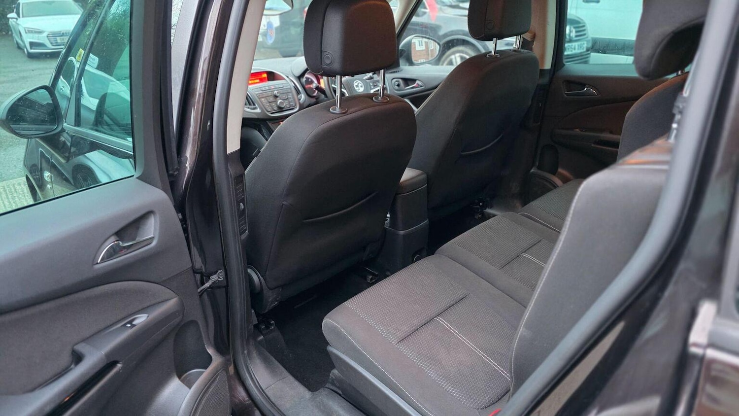 Used Vauxhall Zafira 2012 for sale - 77258531: Photo 10