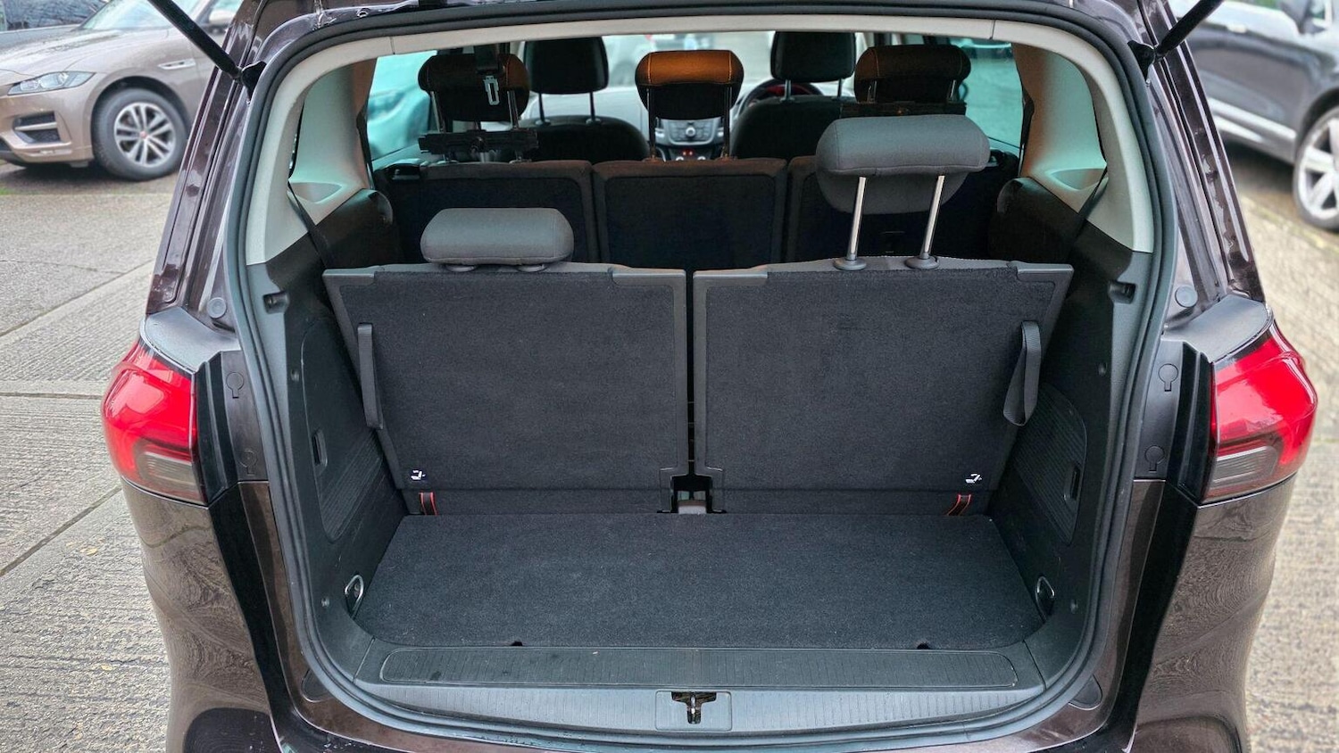 Used Vauxhall Zafira 2012 for sale - 77258531: Photo 12