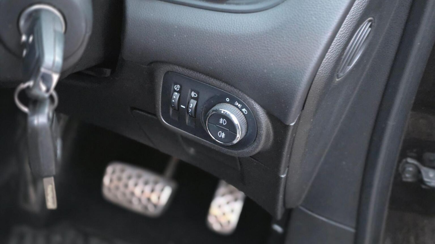 Used Vauxhall Zafira 2012 for sale - 77258531: Photo 21