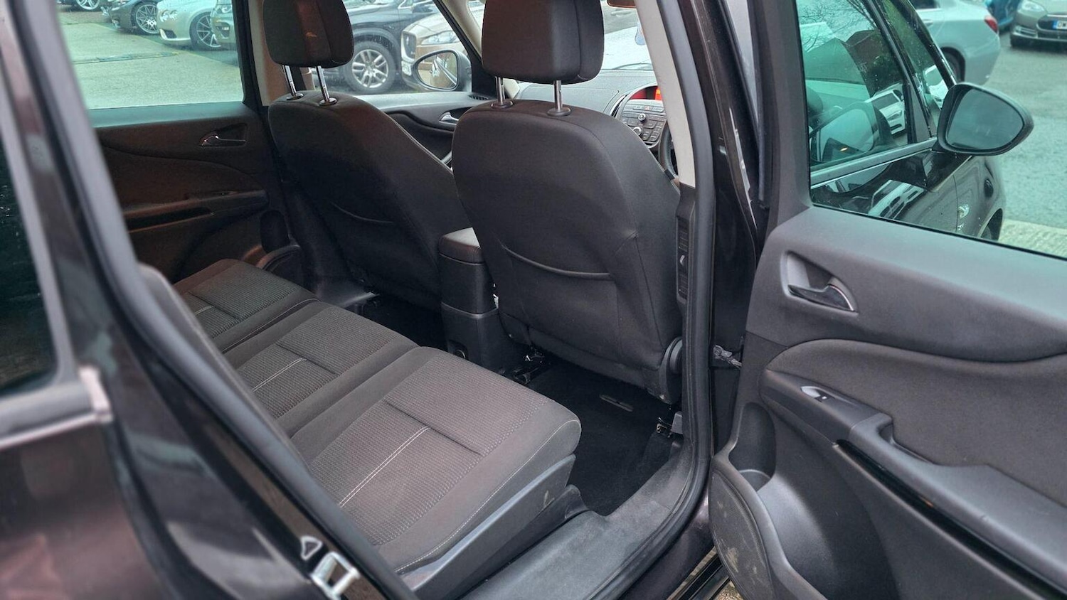 Used Vauxhall Zafira 2012 for sale - 77258531: Photo 31