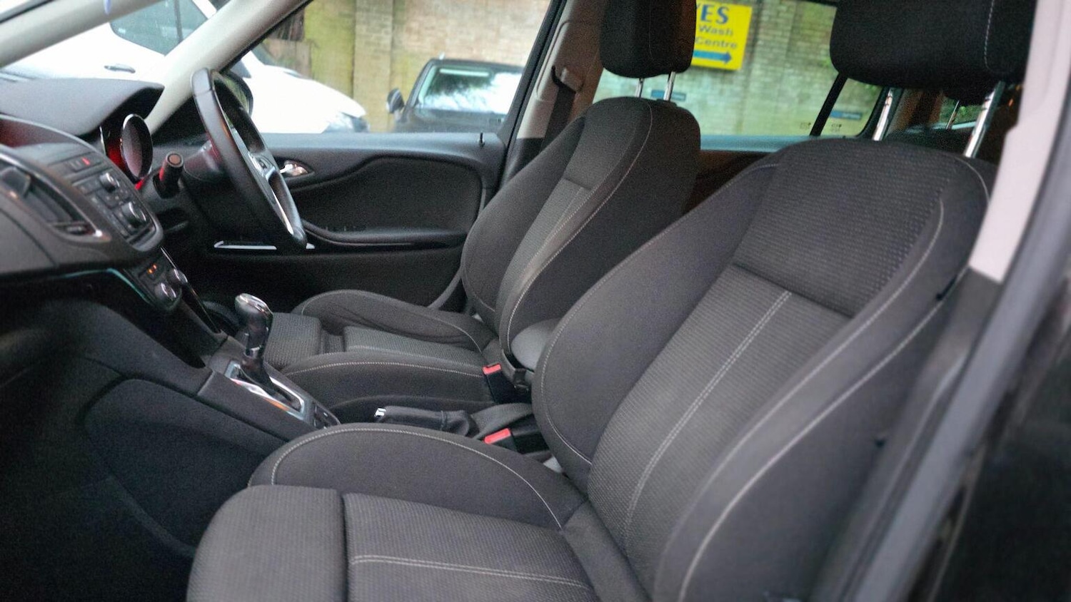 Used Vauxhall Zafira 2012 for sale - 77258531: Photo 40