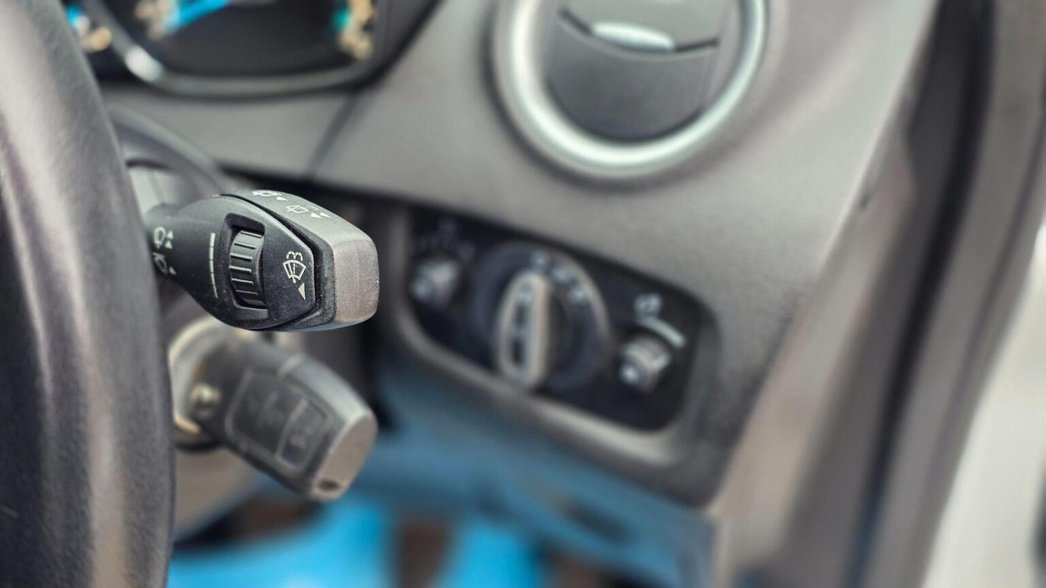 Used Ford Fiesta 2015 for sale - 77616405: Photo 25