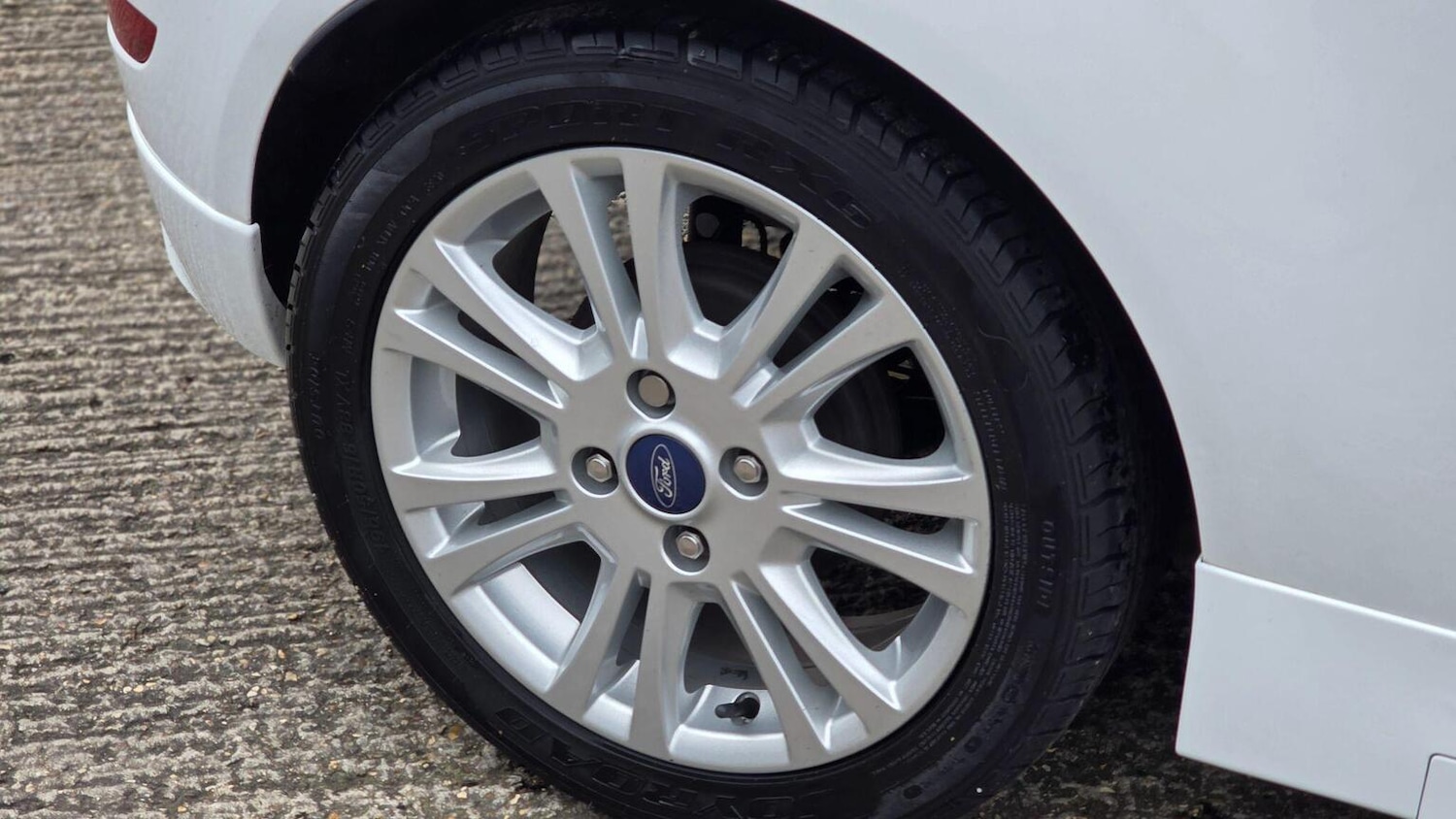 Used Ford Fiesta 2015 for sale - 77616405: Photo 59