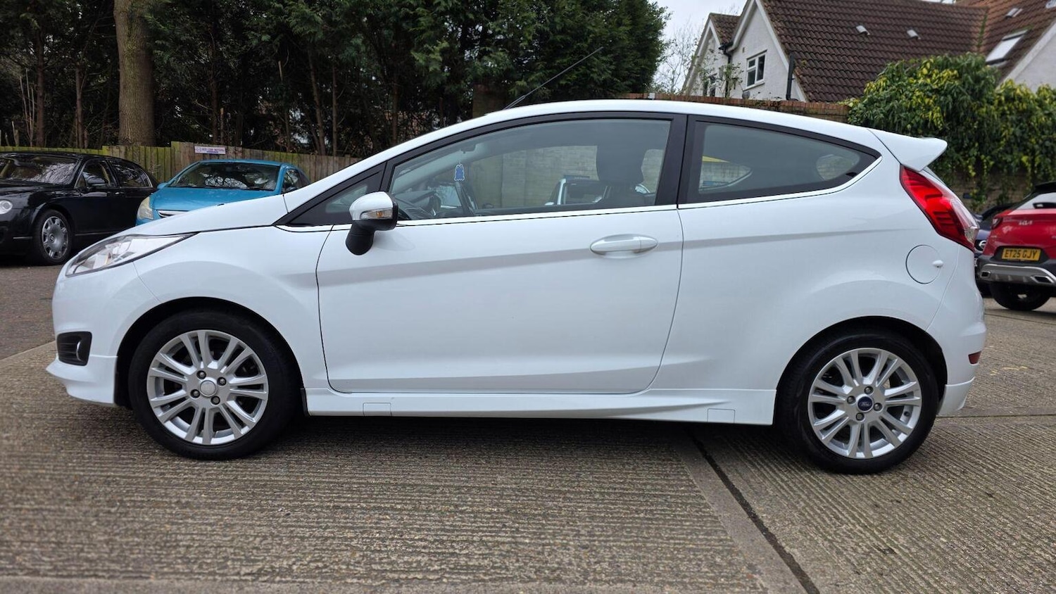 Used Ford Fiesta 2015 for sale - 77616405: Photo 9