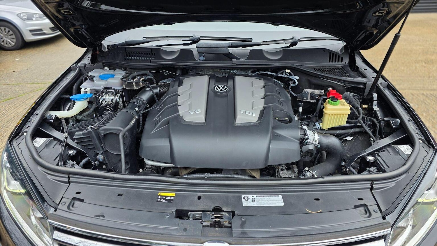 Used Volkswagen Touareg 2015 for sale - 77564170: Photo 17