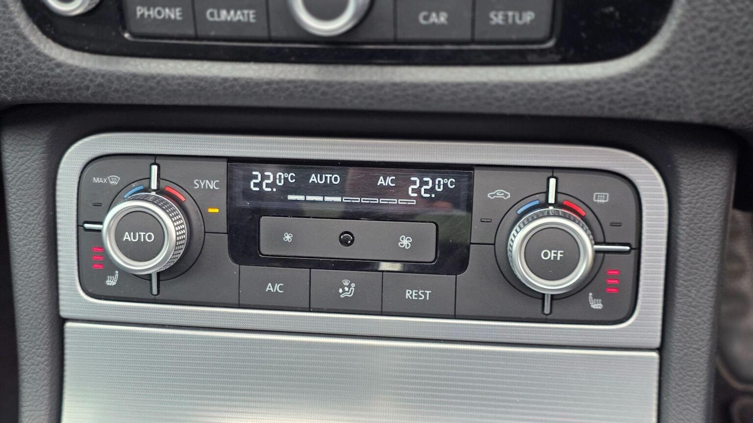 Used Volkswagen Touareg 2015 for sale - 77564170: Photo 19