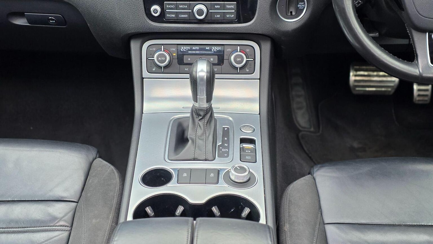 Used Volkswagen Touareg 2015 for sale - 77564170: Photo 39