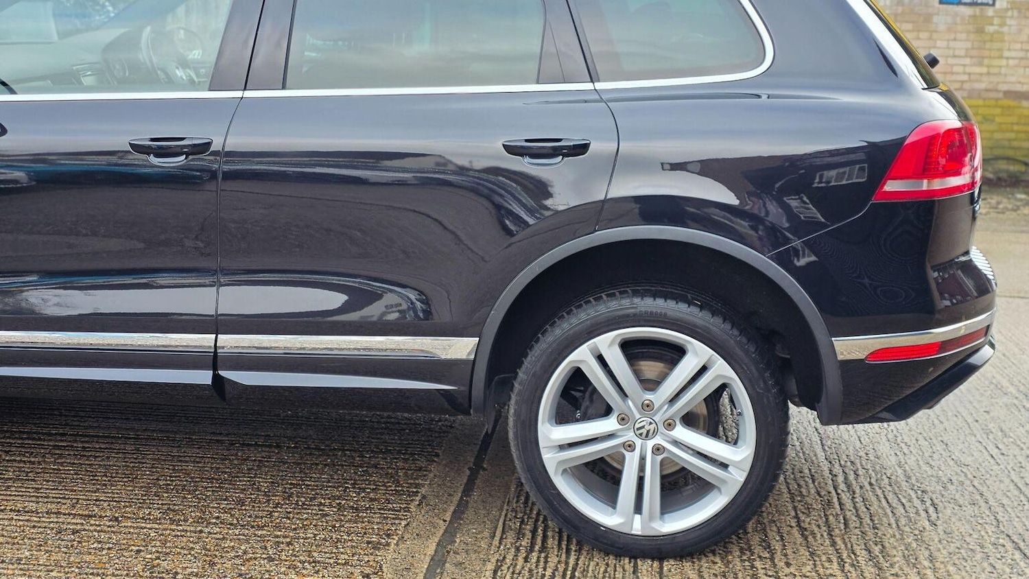 Used Volkswagen Touareg 2015 for sale - 77564170: Photo 54