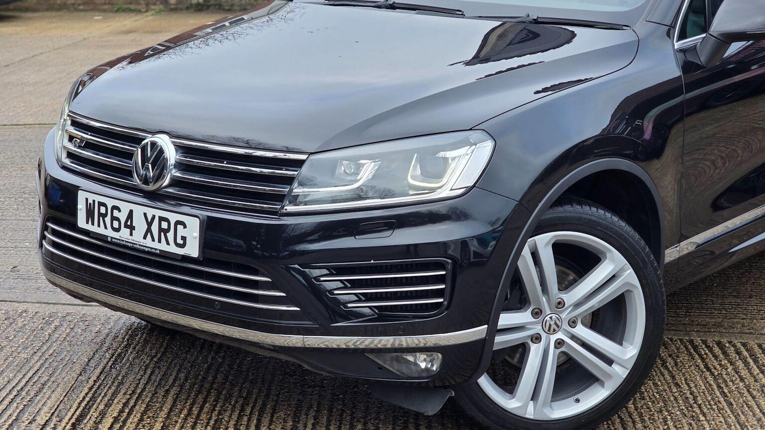 Used Volkswagen Touareg 2015 for sale - 77564170: Photo 76